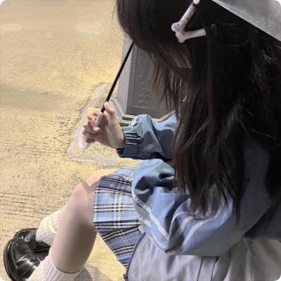 闹剧谜案